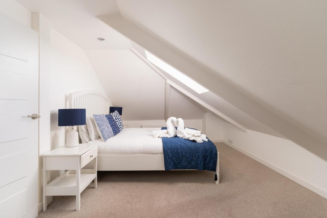 Stunning Views Over Mounts Bay With Balcony Penzance Exterior photo